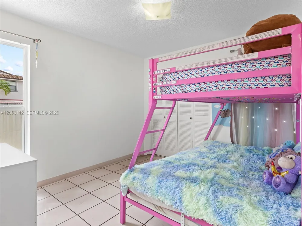 165 SW 113th Ct Sweetwater, FL 33174