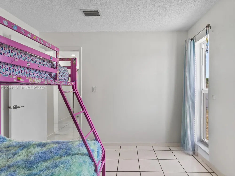 165 SW 113th Ct Sweetwater, FL 33174