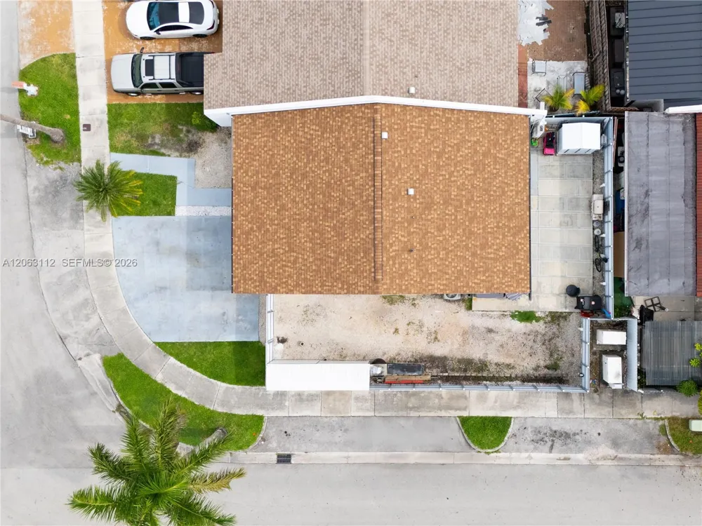 165 SW 113th Ct Sweetwater, FL 33174