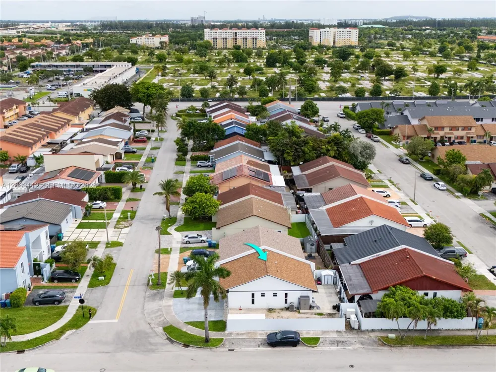 165 SW 113th Ct Sweetwater, FL 33174