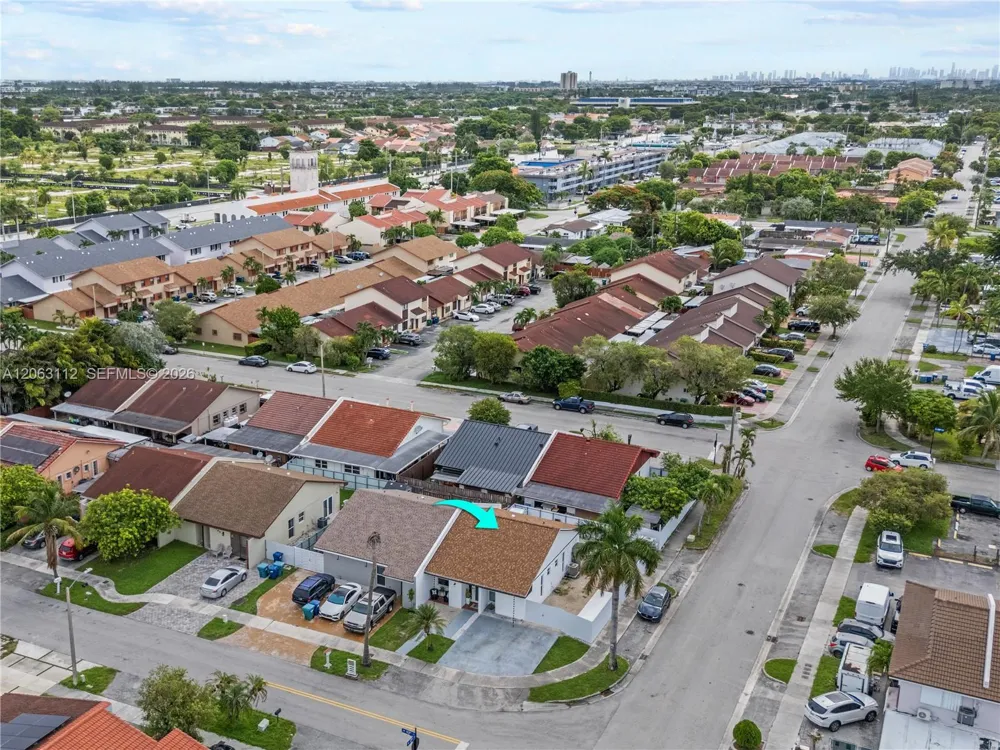 165 SW 113th Ct Sweetwater, FL 33174