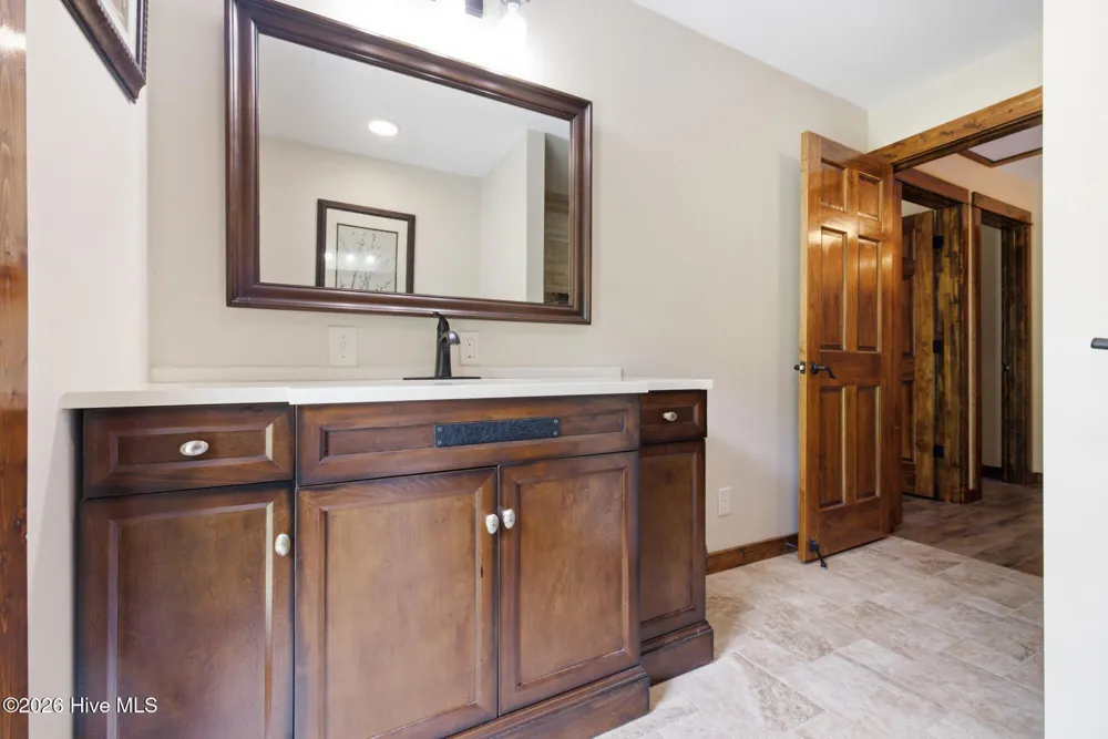 239 Woodland Heights Robbinsville, NC 28771