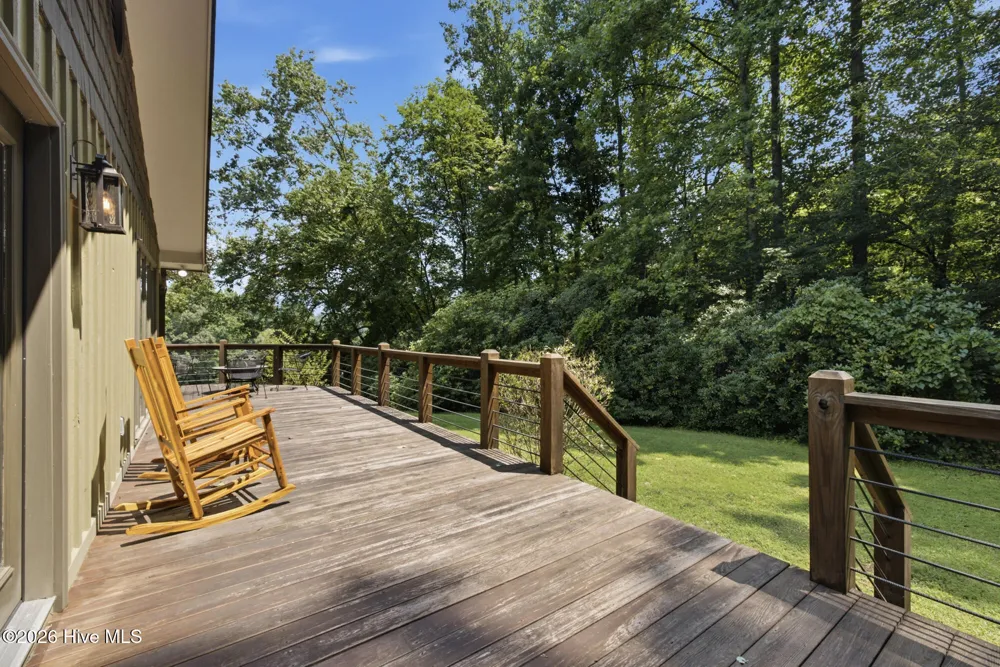 239 Woodland Heights Robbinsville, NC 28771