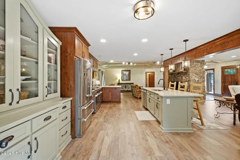 239 Woodland Heights Robbinsville, NC 28771