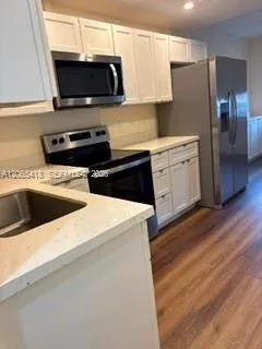 22 SE 3rd Ter #2 Dania Beach, FL 33004