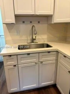 22 SE 3rd Ter #2 Dania Beach, FL 33004