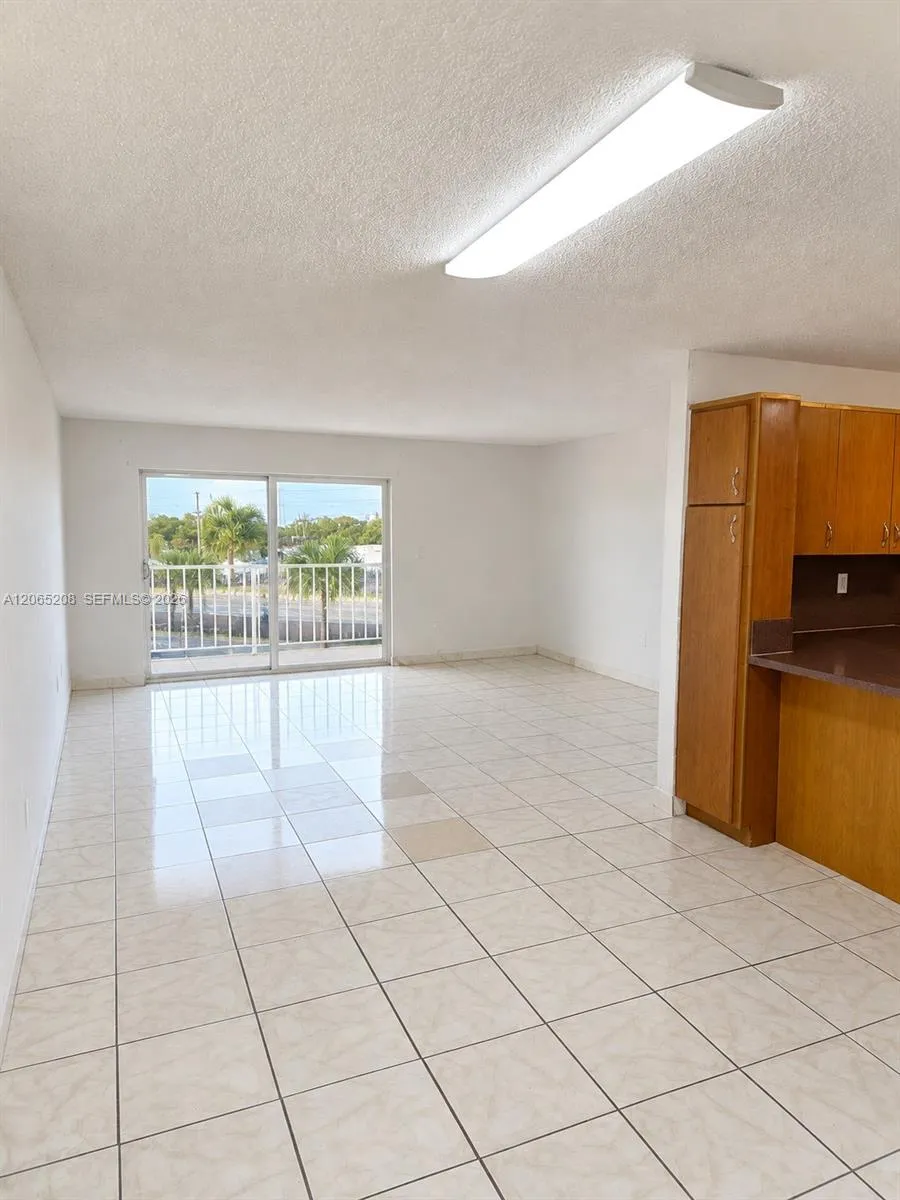 555 NE 123rd St #215-D North Miami, FL 33161