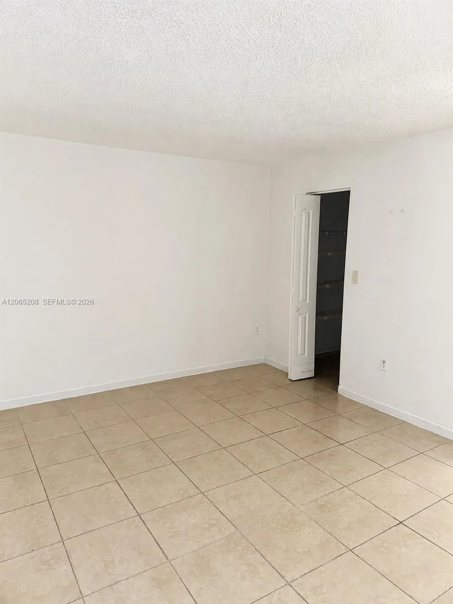 555 NE 123rd St #215-D North Miami, FL 33161