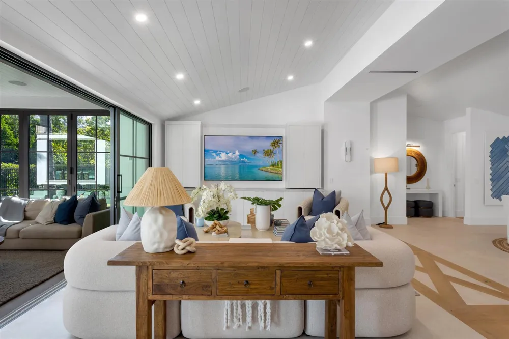 1125 Harbor Drive Delray Beach, FL 33483