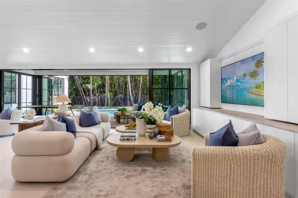 1125 Harbor Drive Delray Beach, FL 33483