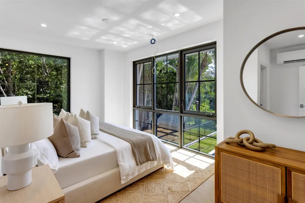 1125 Harbor Drive Delray Beach, FL 33483