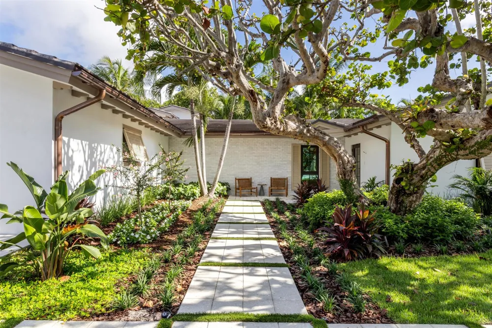 1125 Harbor Drive Delray Beach, FL 33483