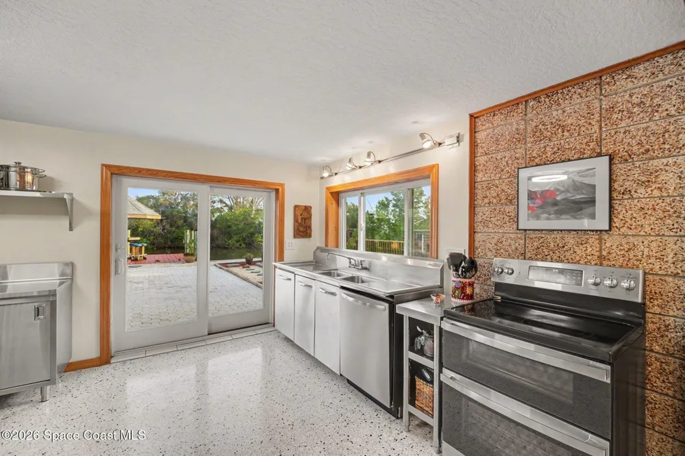 459 Angelo Lane Cocoa Beach, FL 32931
