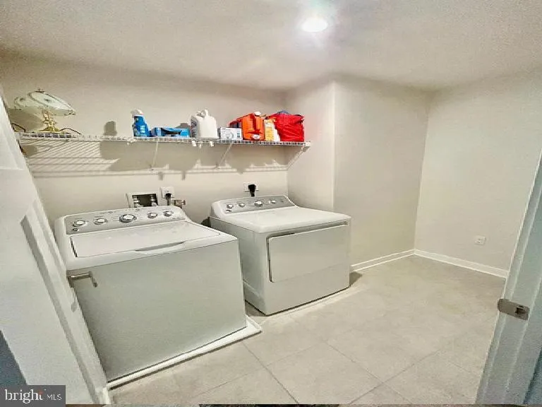 210 CHASE DRIVE Downingtown, PA 19335