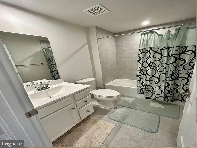 210 CHASE DRIVE Downingtown, PA 19335