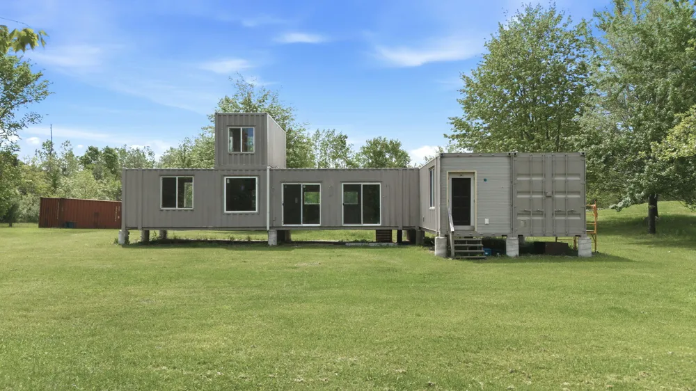 7767 Warren Woods Road Three Oaks, MI 49128