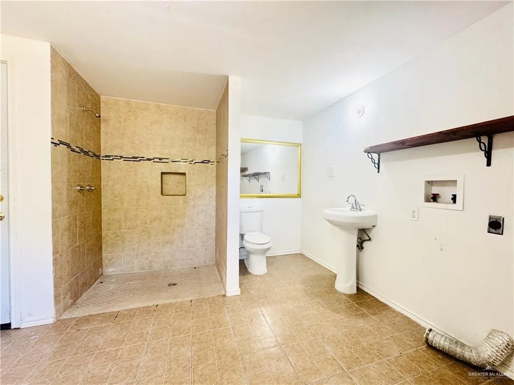 29163 Lincoln Avenue Hargill, TX 78549