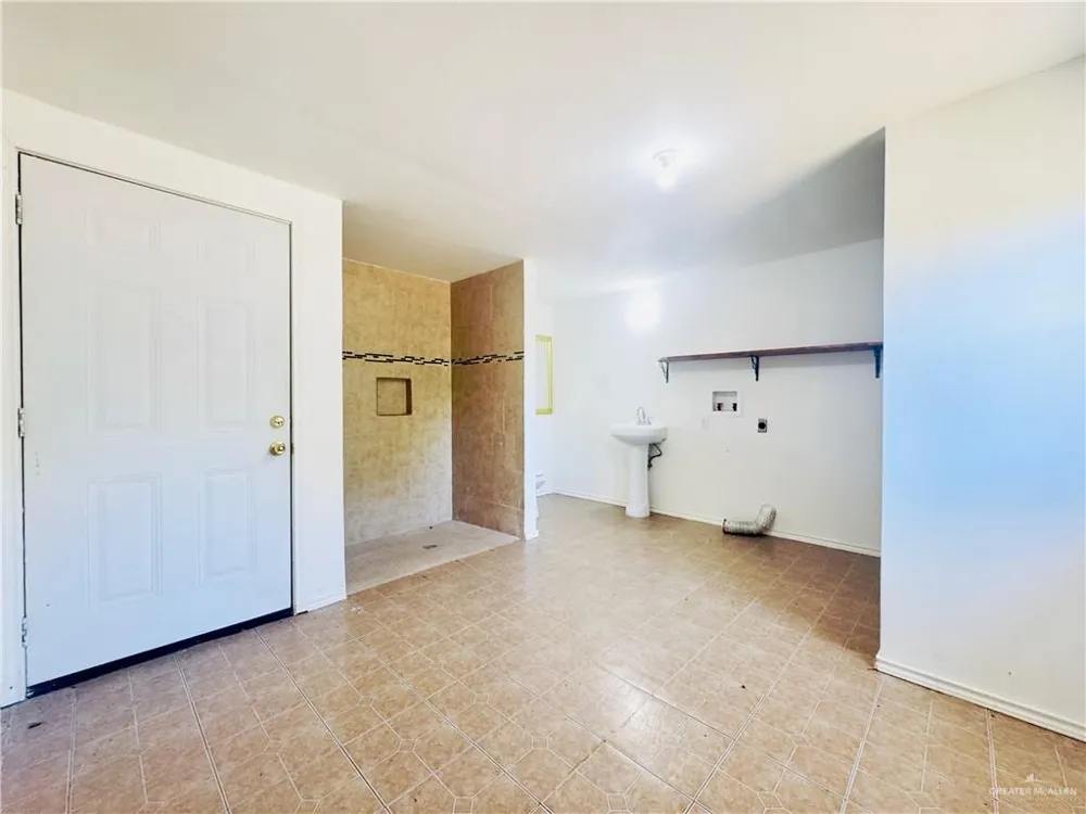 29163 Lincoln Avenue Hargill, TX 78549