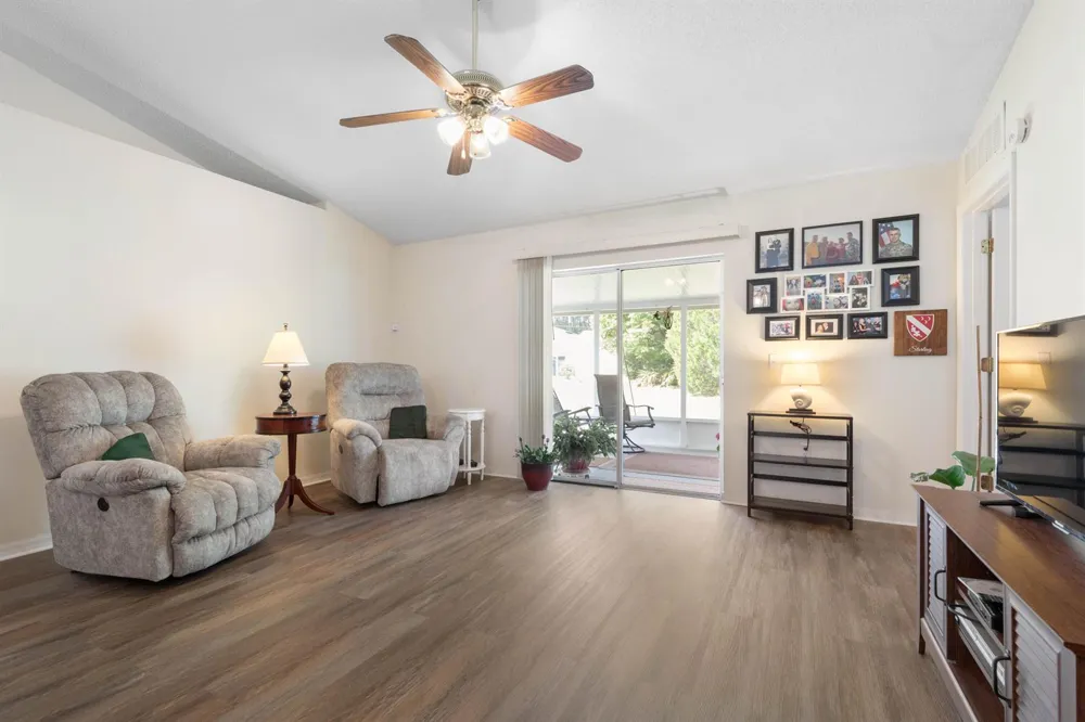 38 Lloyd Trail Palm Coast, FL 32164