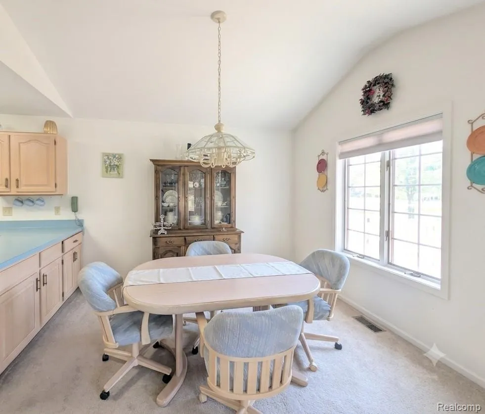 9362 Bennett Lake Road Tyrone Township, MI 48430