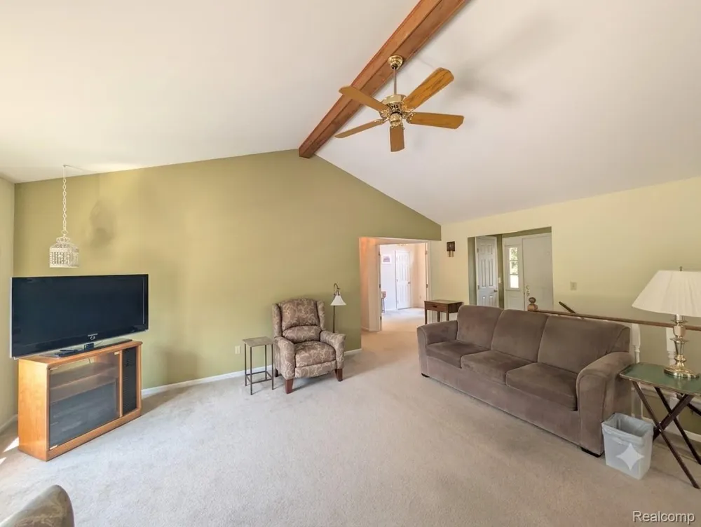 9362 Bennett Lake Road Tyrone Township, MI 48430