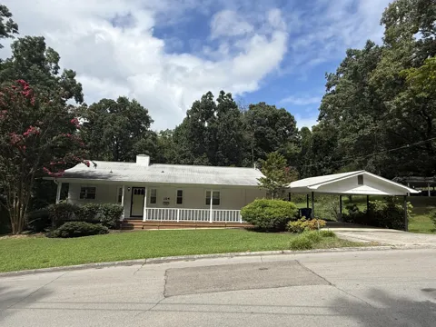 104 Pleasant Road