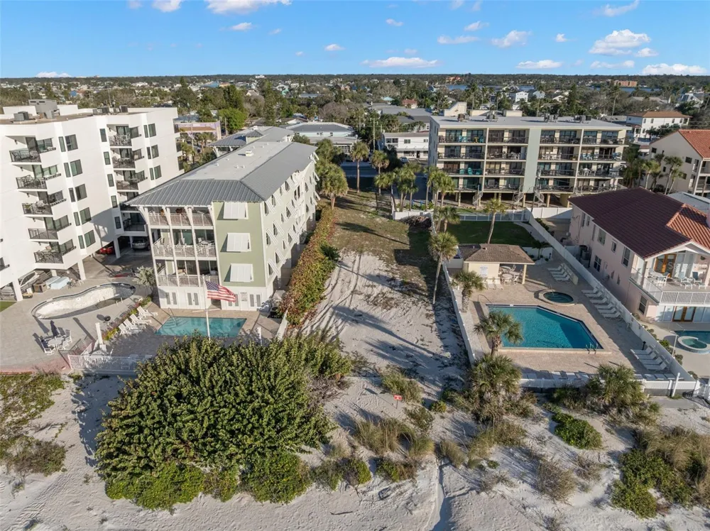 1306 GULF BOULEVARD Indian Rocks Beach, FL 33785