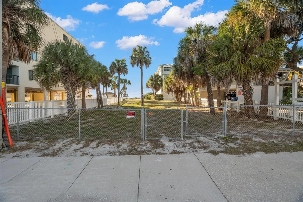 1306 GULF BOULEVARD Indian Rocks Beach, FL 33785
