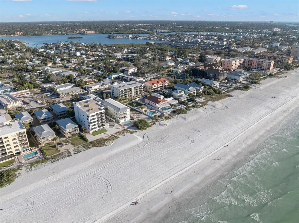 1306 GULF BOULEVARD Indian Rocks Beach, FL 33785