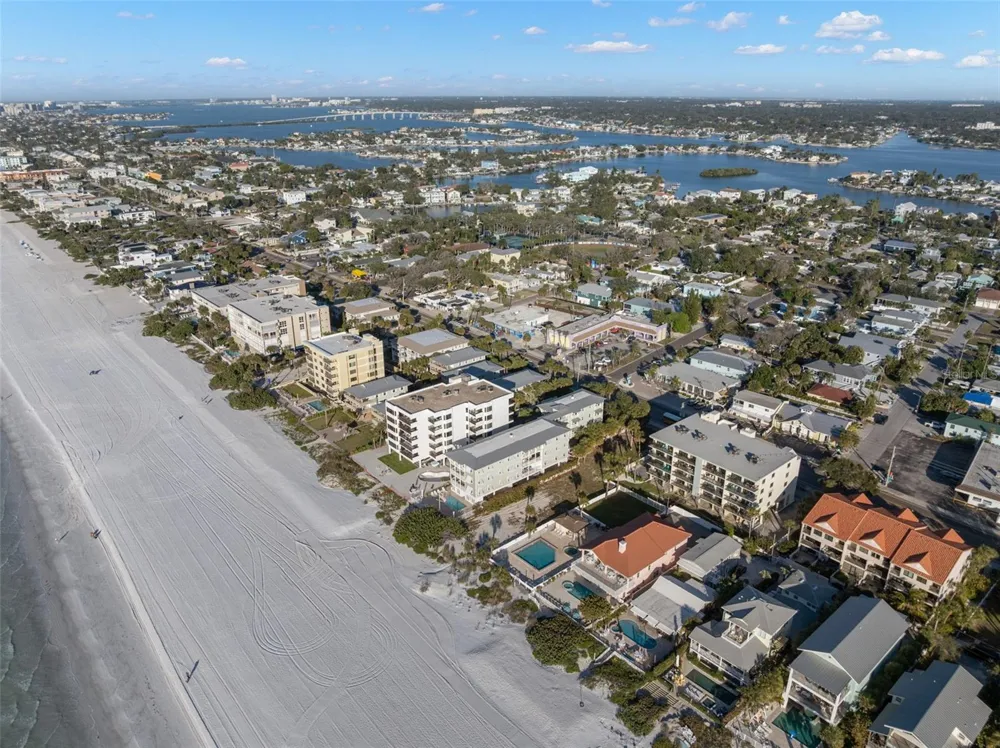 1306 GULF BOULEVARD Indian Rocks Beach, FL 33785
