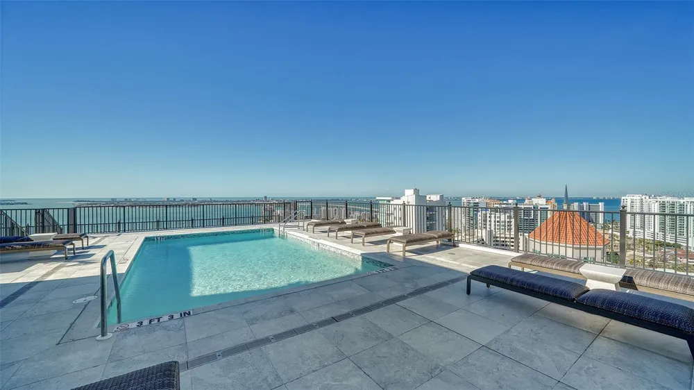 33 S PALM AVENUE #804 Sarasota, FL 34236