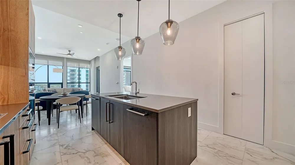 33 S PALM AVENUE #804 Sarasota, FL 34236