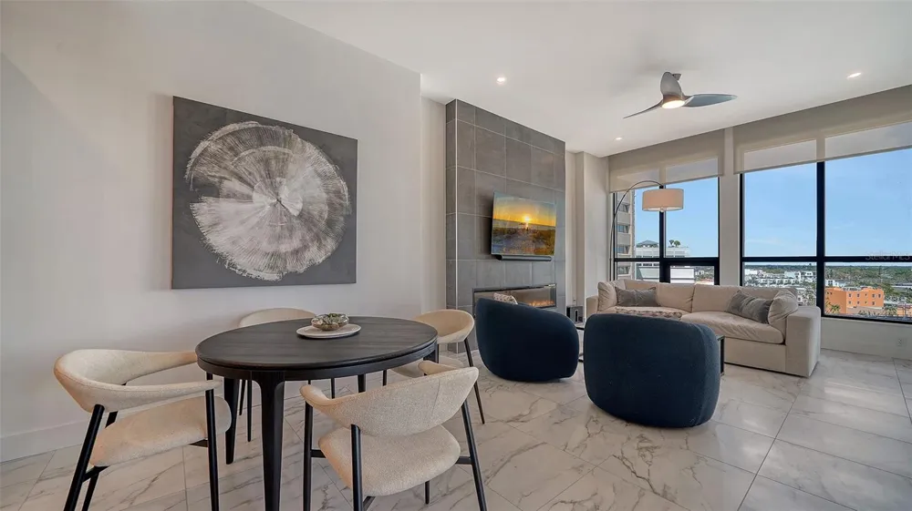 33 S PALM AVENUE #804 Sarasota, FL 34236