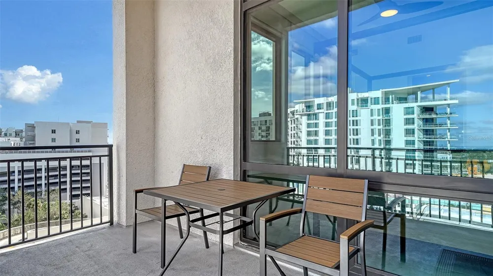 33 S PALM AVENUE #804 Sarasota, FL 34236