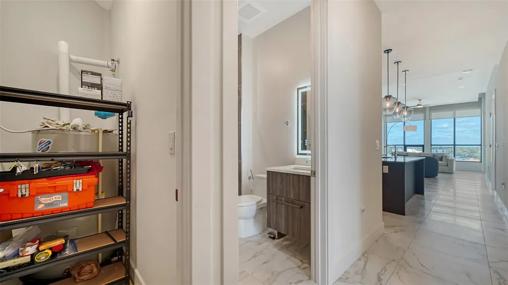 33 S PALM AVENUE #804 Sarasota, FL 34236