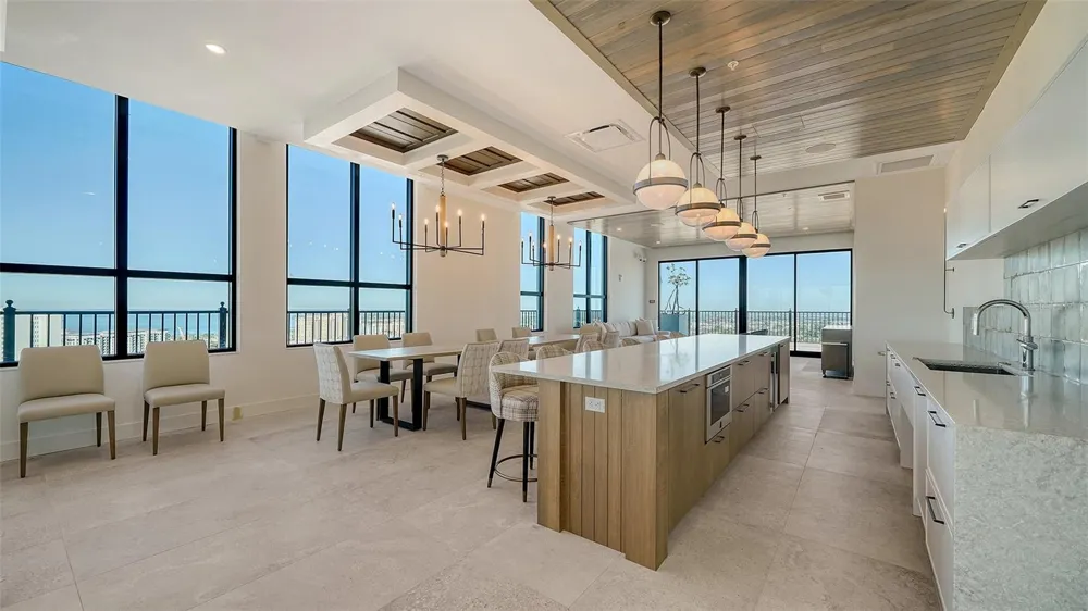 33 S PALM AVENUE #804 Sarasota, FL 34236