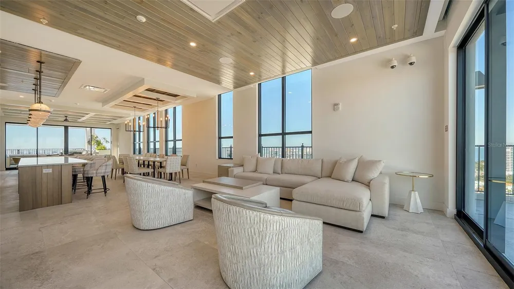 33 S PALM AVENUE #804 Sarasota, FL 34236