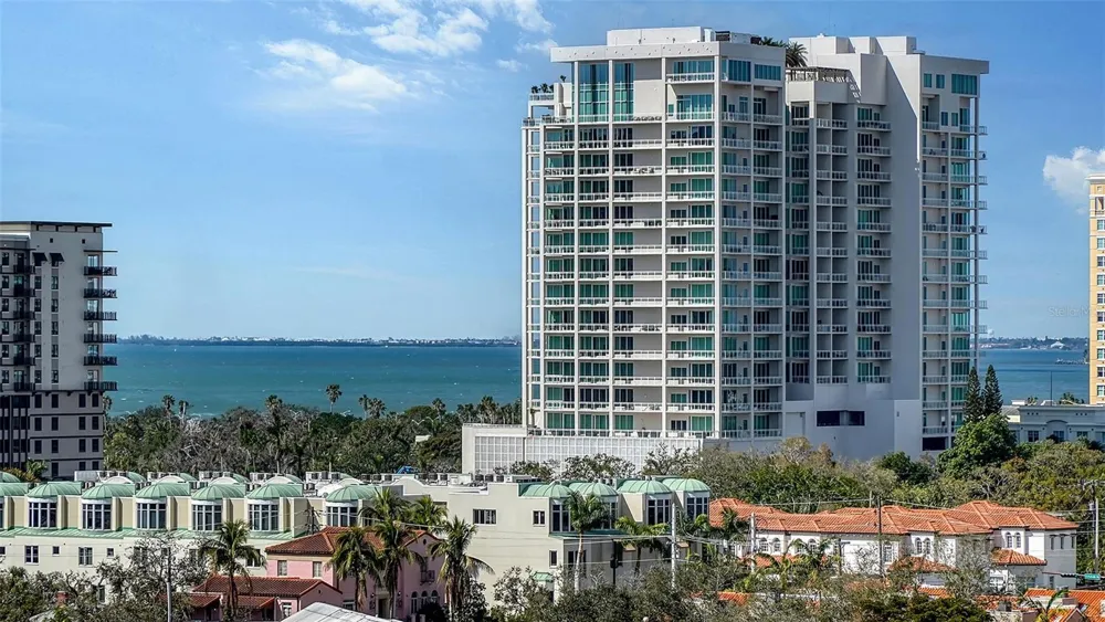 33 S PALM AVENUE #804 Sarasota, FL 34236