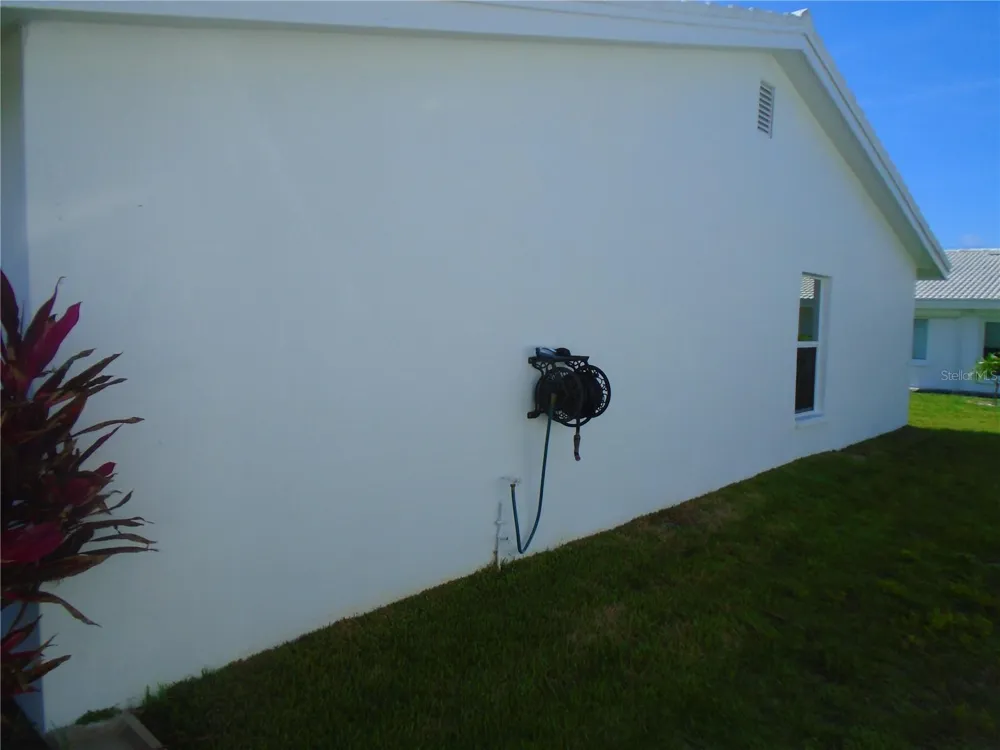 3648 91ST AVENUE #6 Pinellas Park, FL 33782