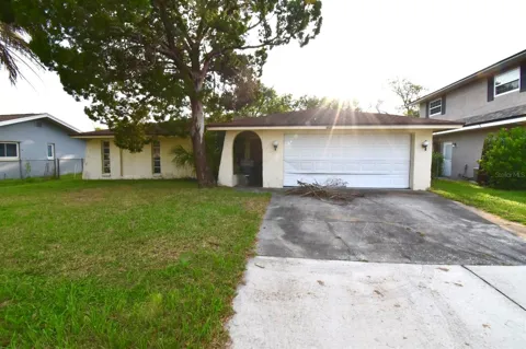 704 LEMONWOOD DRIVE