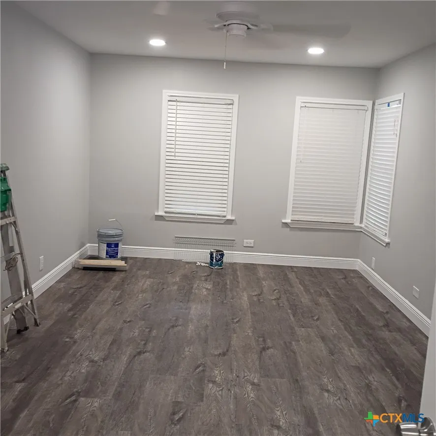 607 E Hamilton Cuero, TX 77954