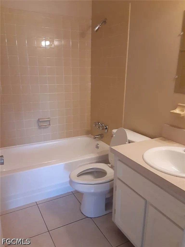 Maravilla Avenue #607 Fort Myers, FL 33901