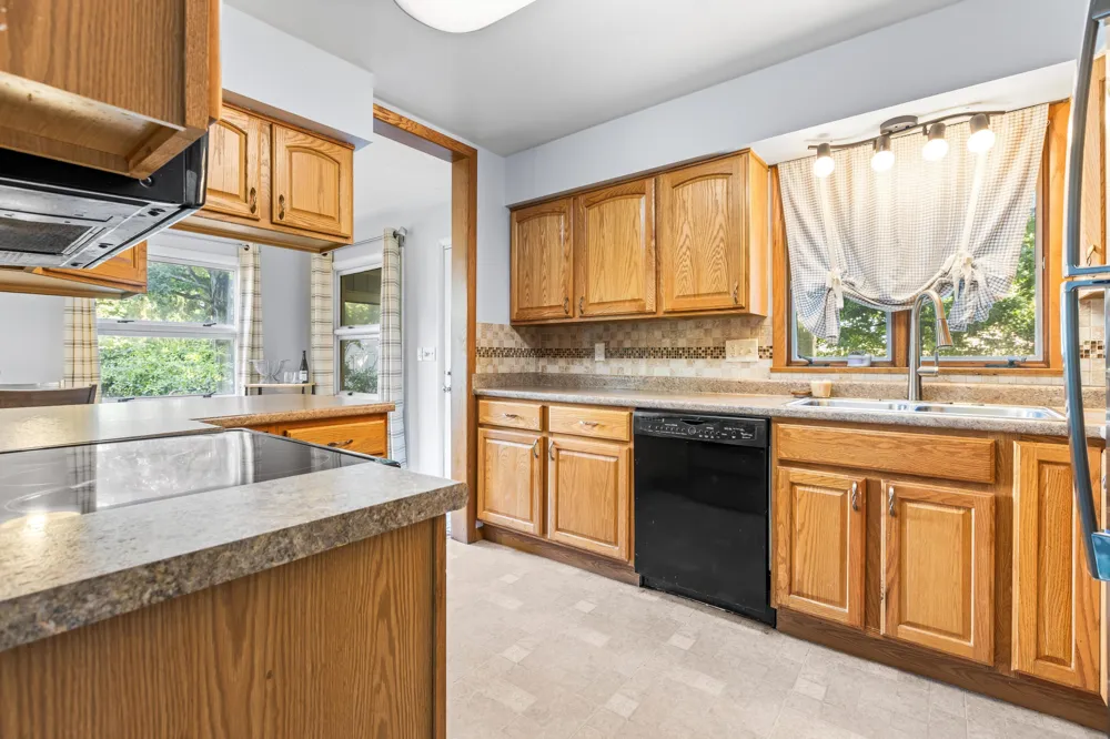 341 Country Club Terrace Battle Creek, MI 49015