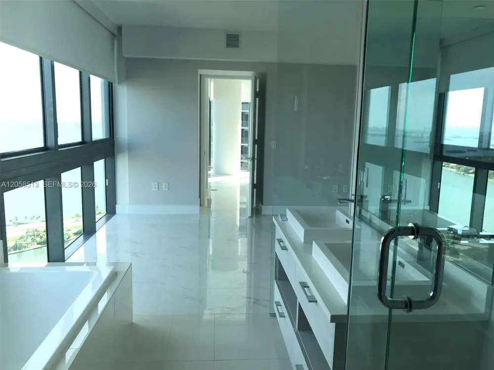 650 NE 32nd St #4508 Miami, FL 33137