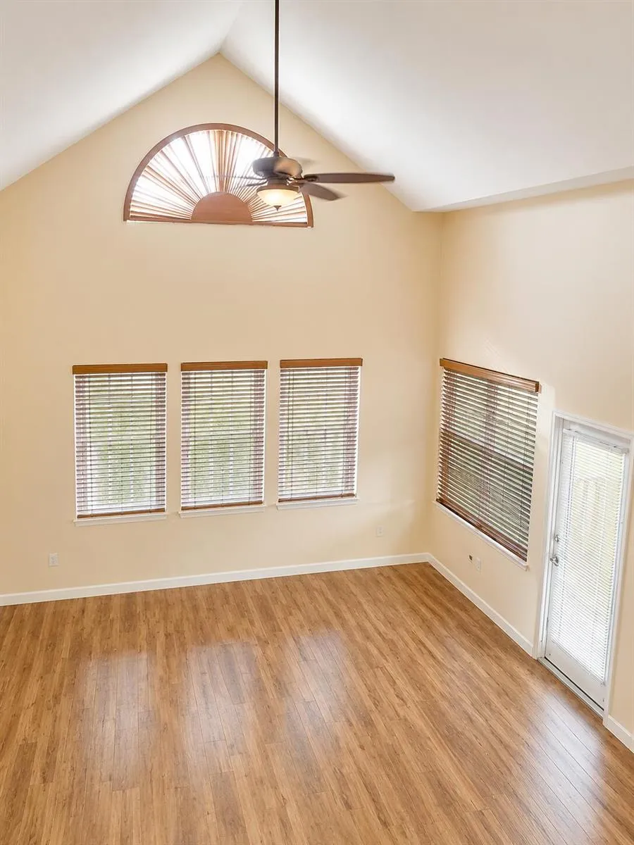 4334 US Highway 441 SE #22 Okeechobee, FL 34974