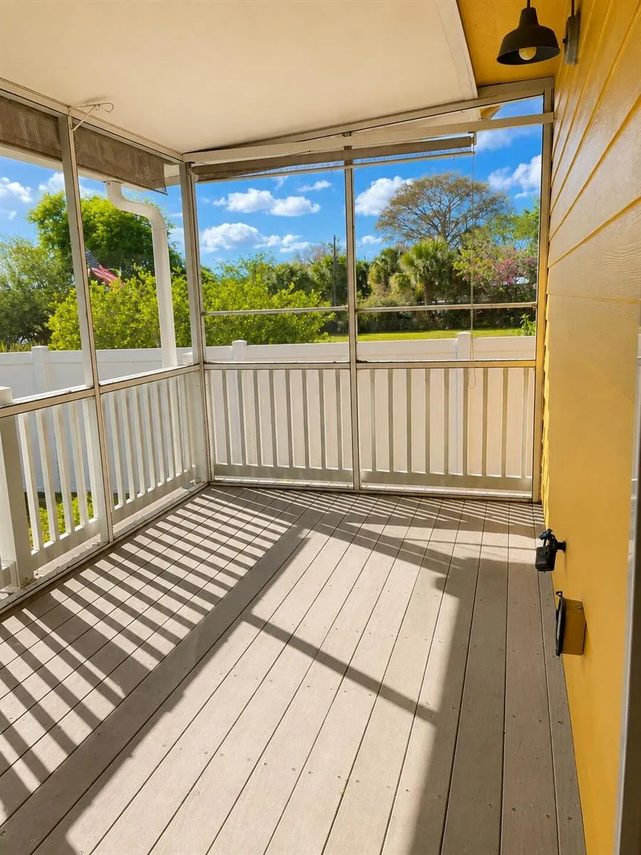 4334 US Highway 441 SE #22 Okeechobee, FL 34974