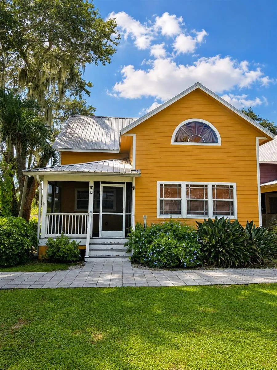 4334 US Highway 441 SE #22 Okeechobee, FL 34974