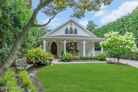 412 Brighton Avenue