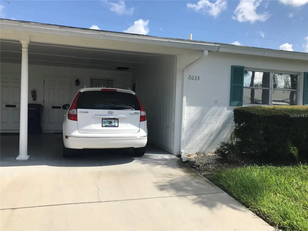 6033 CORAL WAY #5 Bradenton, FL 34207