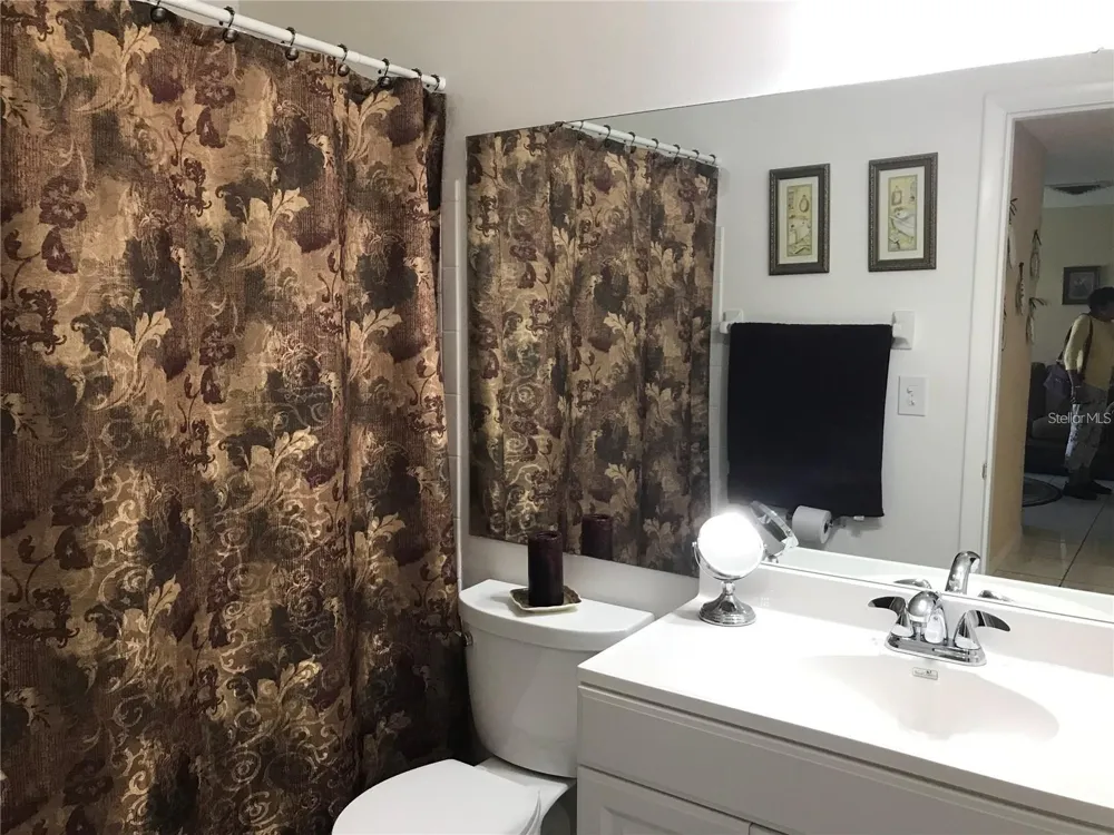 6033 CORAL WAY #5 Bradenton, FL 34207